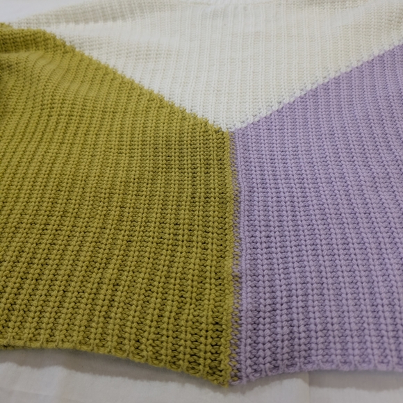 Trendy Colorblock Sweater - Cream, Purple, Yellow Crop Women's Large - Picture 7 of 11